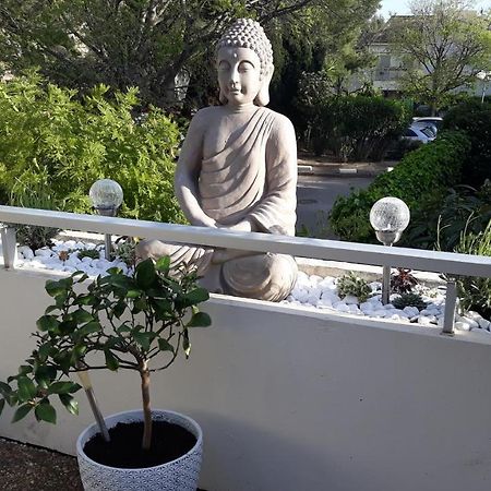 2 Pieces Avec Grande Terrasse Daire La Ciotat Dış mekan fotoğraf