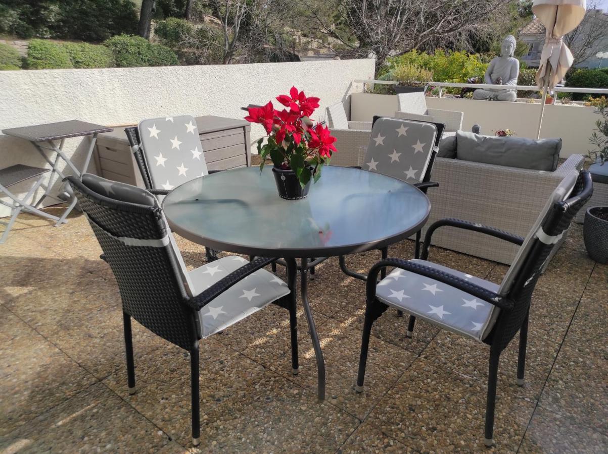 2 Pieces Avec Grande Terrasse Daire La Ciotat Dış mekan fotoğraf