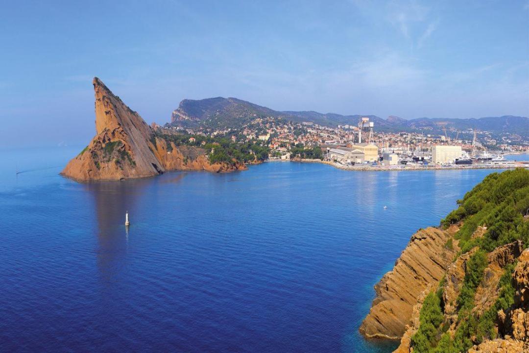2 Pieces Avec Grande Terrasse Daire La Ciotat Dış mekan fotoğraf